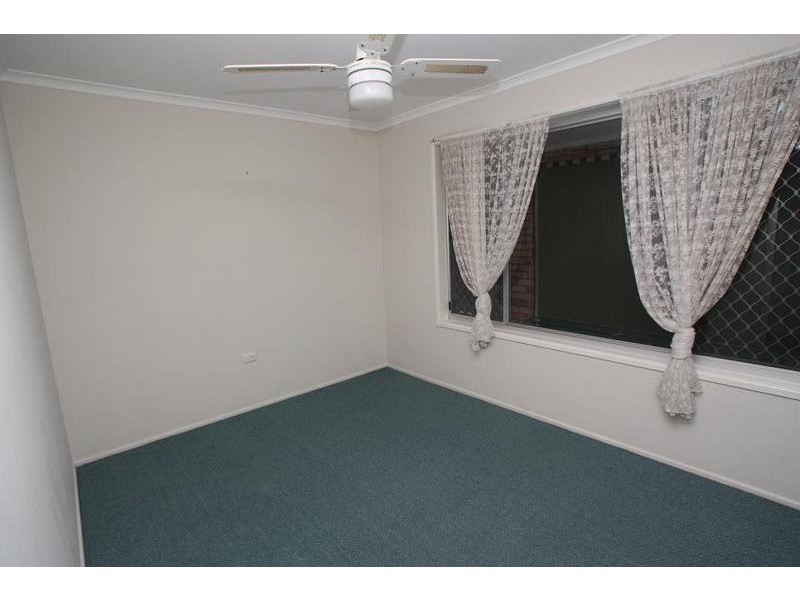18 Girraween Street, Warana QLD 4575
