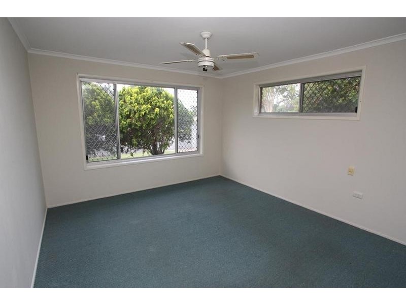 18 Girraween Street, Warana QLD 4575