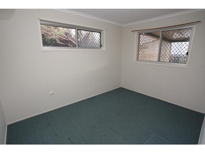 18 Girraween Street, Warana QLD 4575