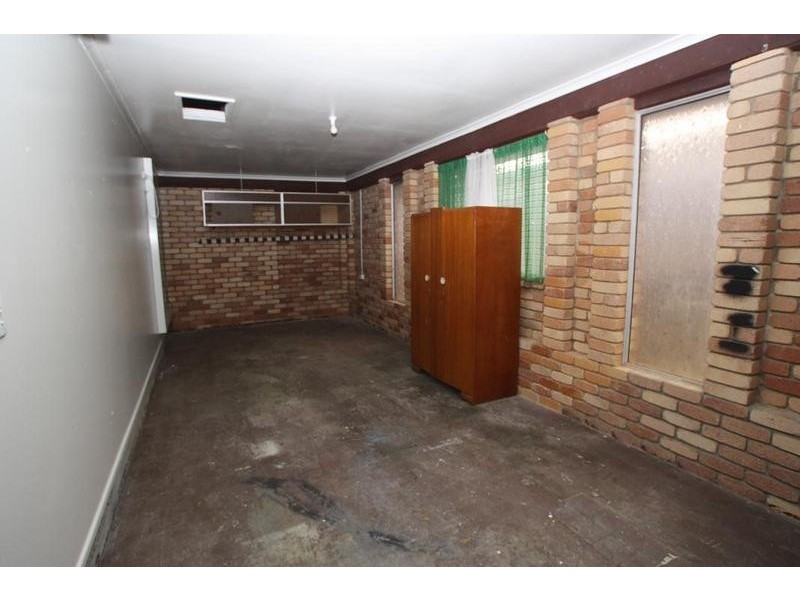18 Girraween Street, Warana QLD 4575