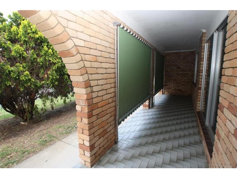 18 Girraween Street, Warana QLD 4575