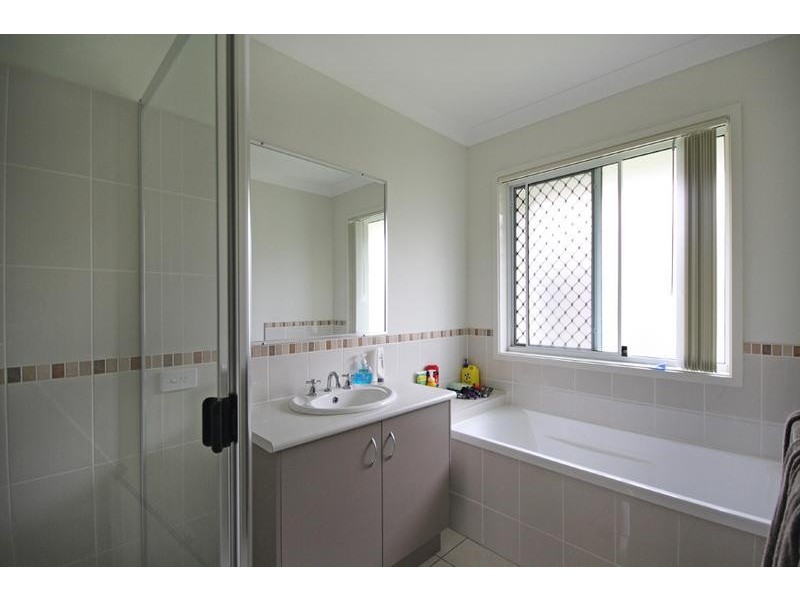 16 Rawson Street, Caloundra West QLD 4551