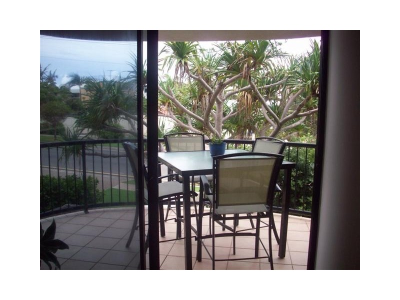 4/42-44 Warne Terrace, Kings Beach QLD 4551