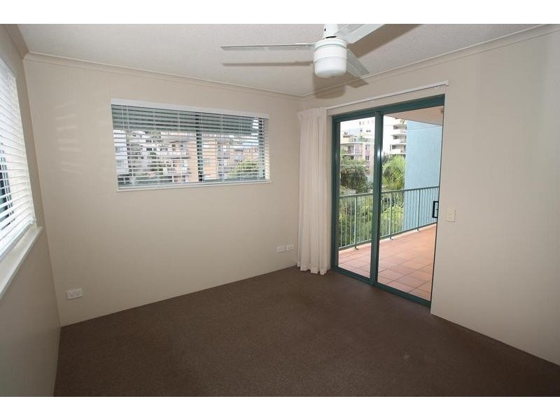 6/49 Lowergay Terrace, Kings Beach QLD 4551