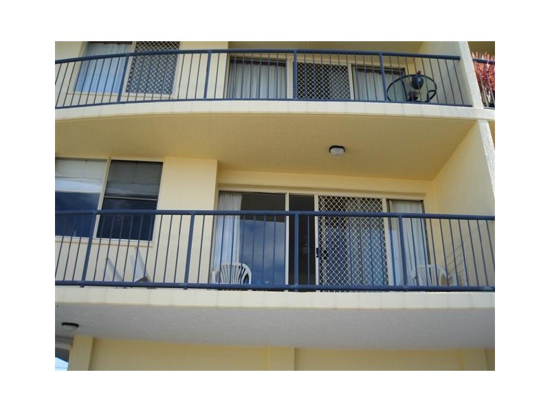 1/9 Rooke Street, Dicky Beach QLD 4551
