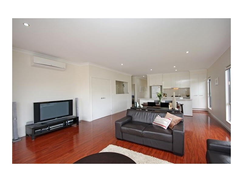 12 Feathertop Circuit, Caloundra West QLD 4551