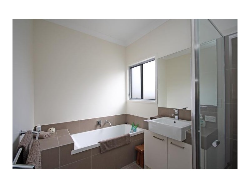 12 Feathertop Circuit, Caloundra West QLD 4551