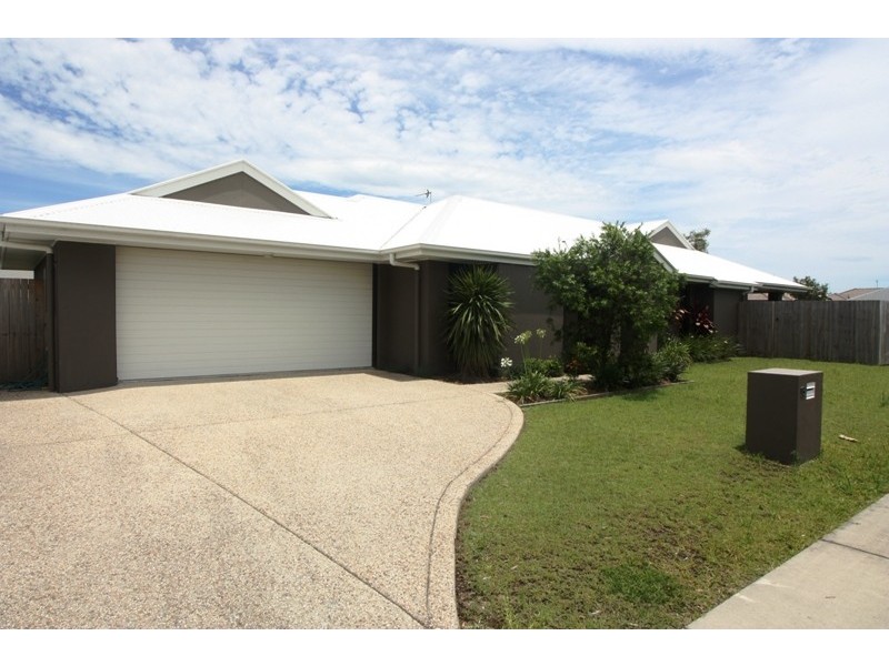 13 Rawson Street, Caloundra West QLD 4551