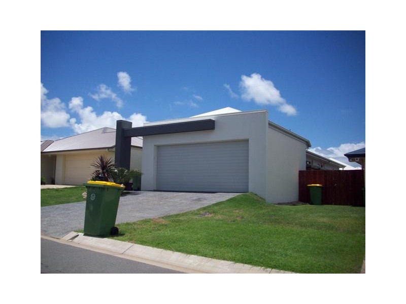 15 Tamarind Street, Meridan Plains QLD 4551