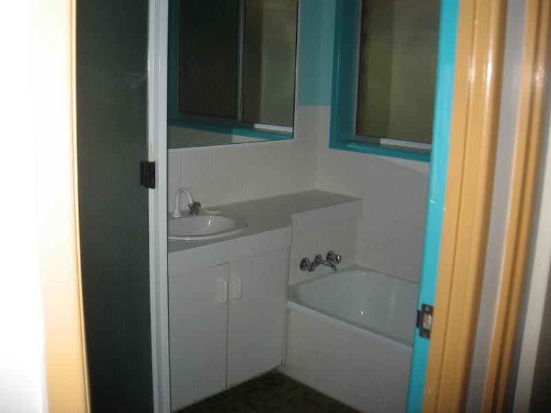 56 Lapoinya Crescent, Warana QLD 4575