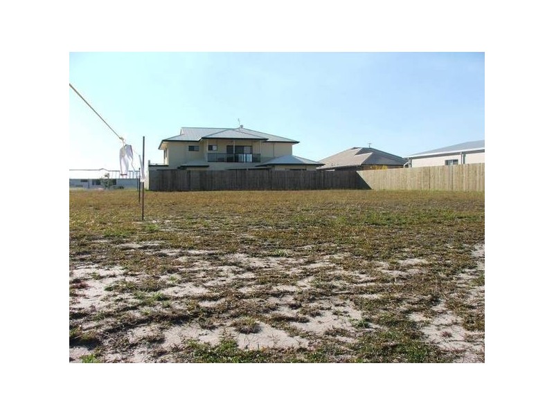 18 Ballinger Place, Pelican Waters QLD 4551