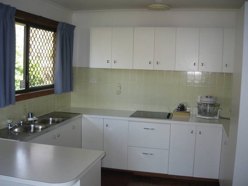 6 Sutherland Street, Dicky Beach QLD 4551