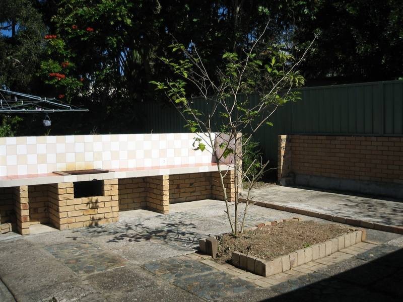 6 Sutherland Street, Dicky Beach QLD 4551
