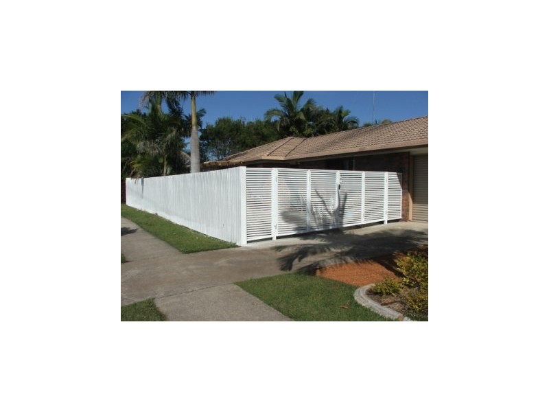 Milbong Street, Battery Hill QLD 4551