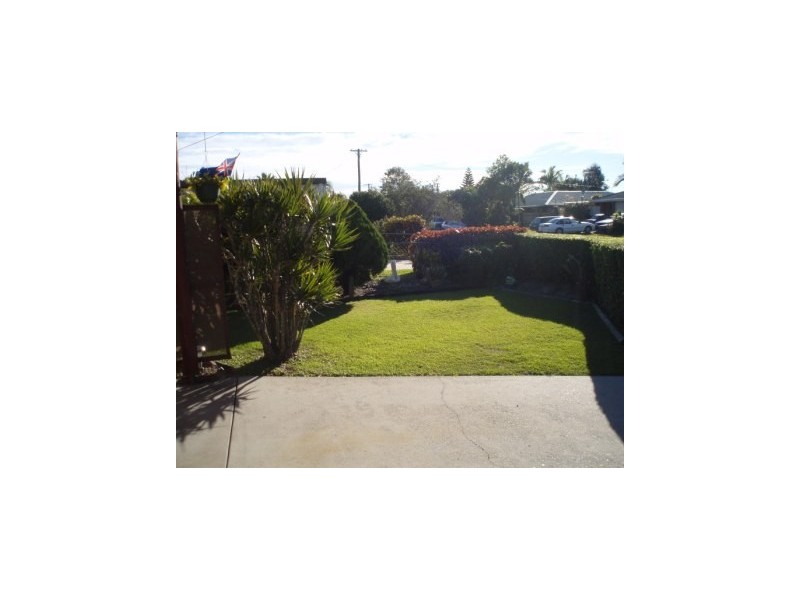 Mirnoo St, Currimundi QLD 4551