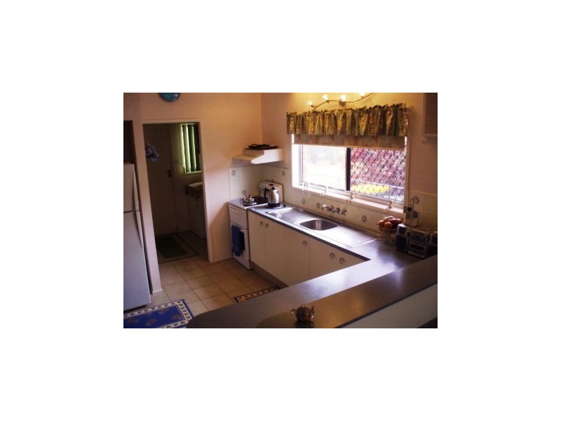 Mirnoo St, Currimundi QLD 4551