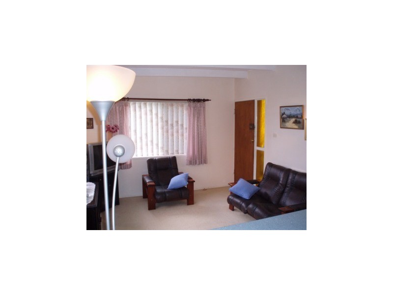 Mirnoo St, Currimundi QLD 4551