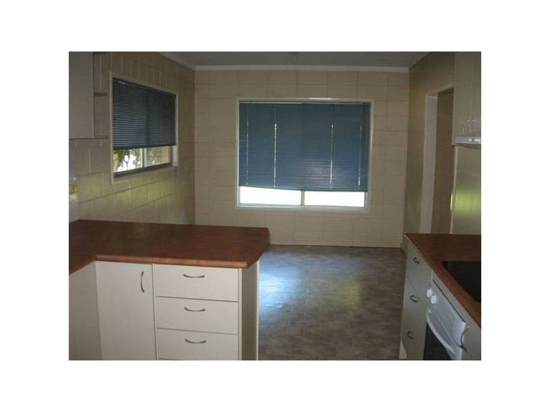 39 Nelson Street, Golden Beach QLD 4551