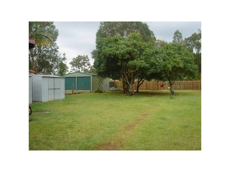 Tytherleigh Avenue, Landsborough QLD 4550
