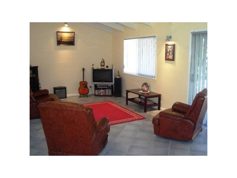 Flamingo Street, Little Mountain QLD 4551
