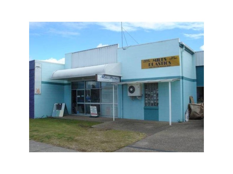 4 Lynne Street, Caloundra QLD 4551