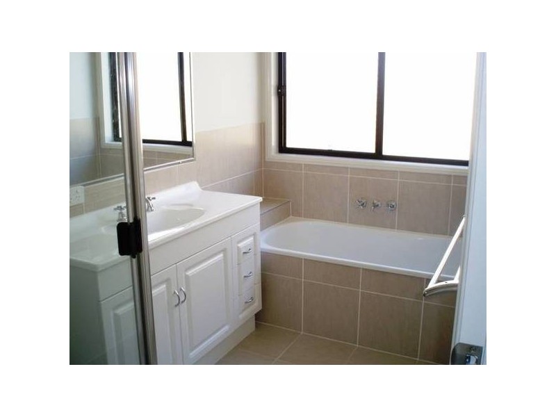 20 Wheeler Cres, Caloundra West QLD 4551