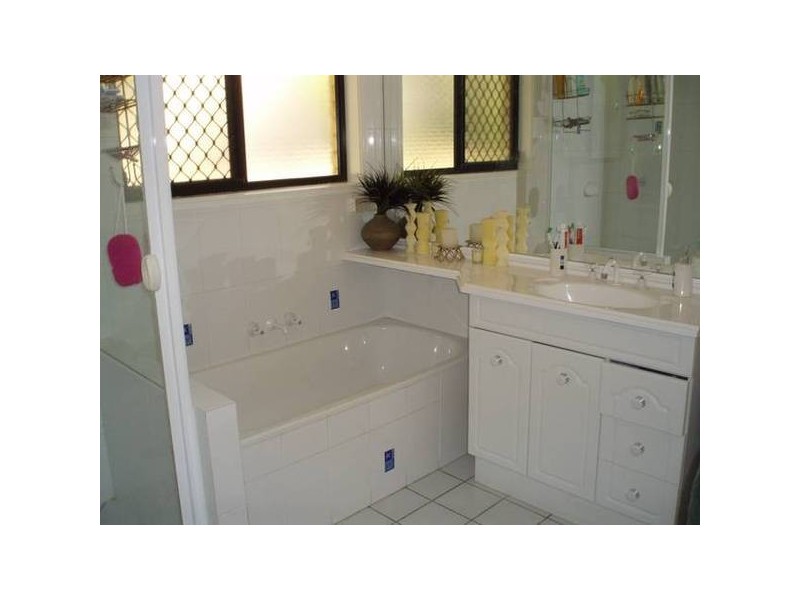 41 Gallery Place, Little Mountain QLD 4551