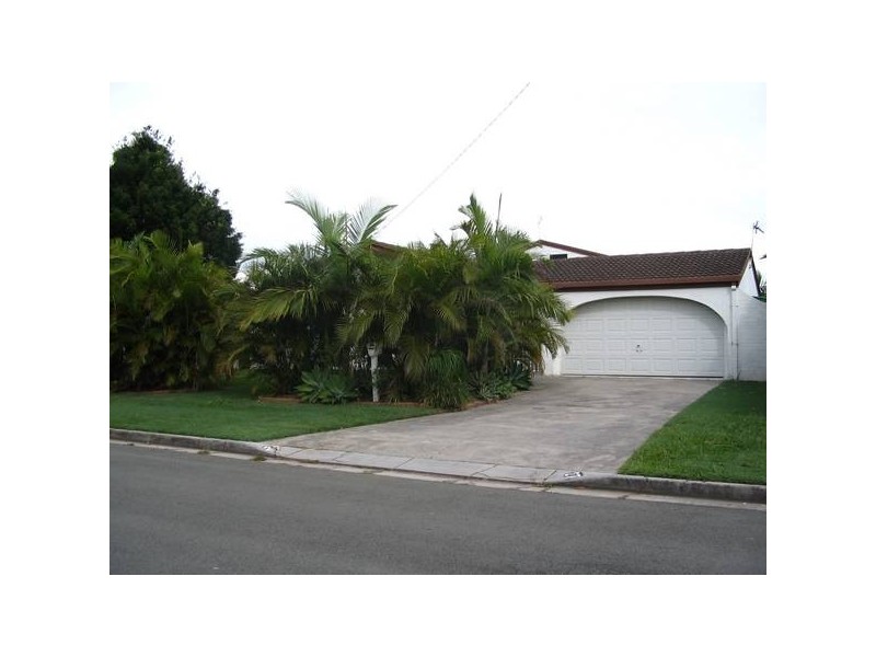 27 Montgomery Street, Golden Beach QLD 4551