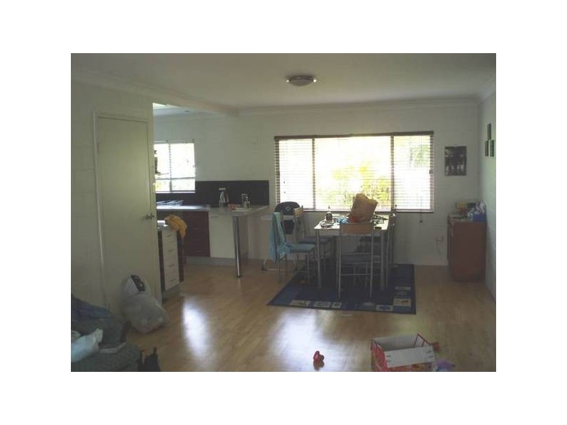Unit 1 & 2/11 Bower Street, Caloundra QLD 4551