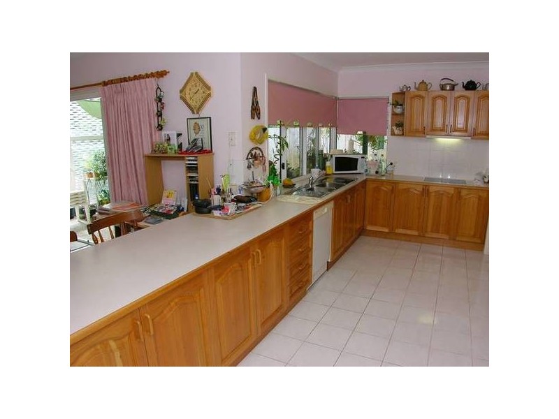 8 Wandarri Street, Wurtulla QLD 4575