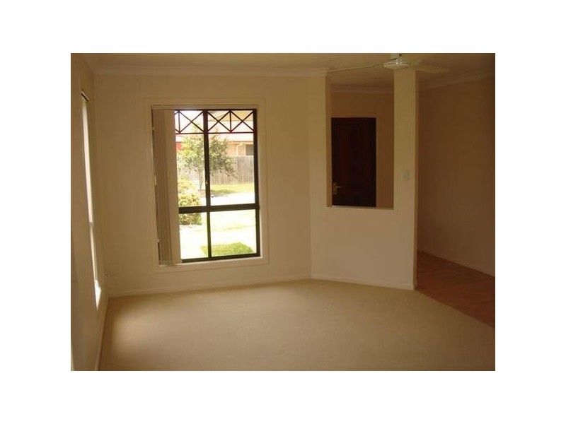 3 Anika Place, Little Mountain QLD 4551