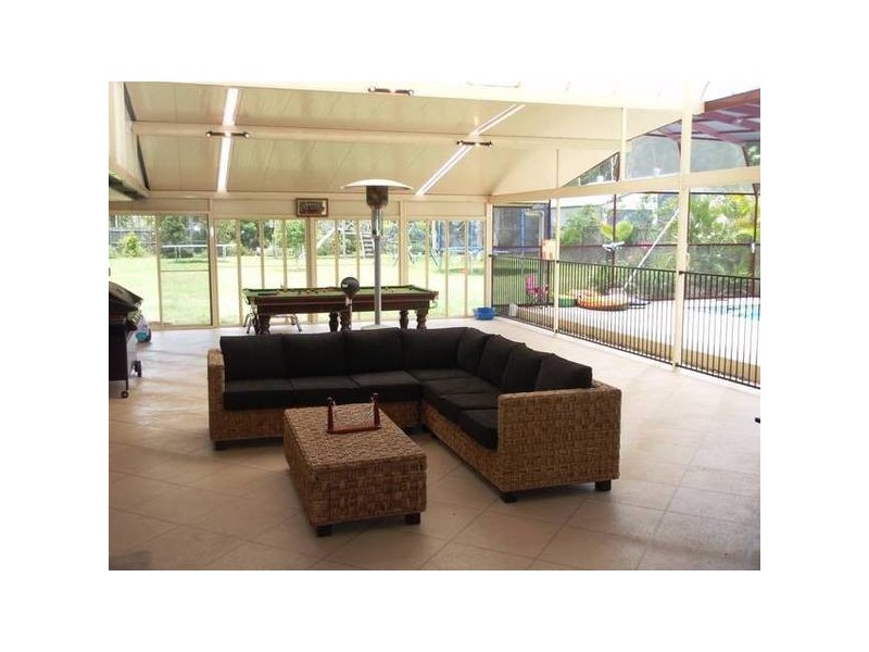 7 Tulipoak Court, Little Mountain QLD 4551