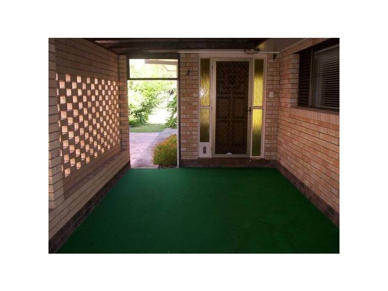 28 Booker Parade, Golden Beach QLD 4551