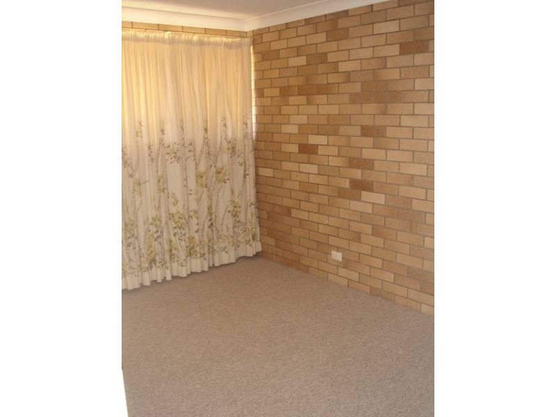 10/12 Coonowrin Street, BATTERY HILL, Caloundra QLD 4551