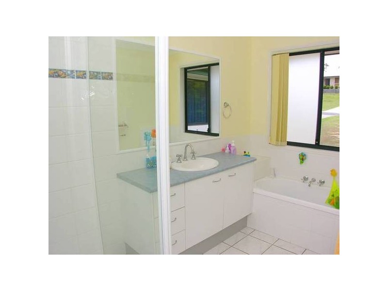 14 Carisbrook Court, LITTLE MOUNTAIN, Caloundra QLD 4551