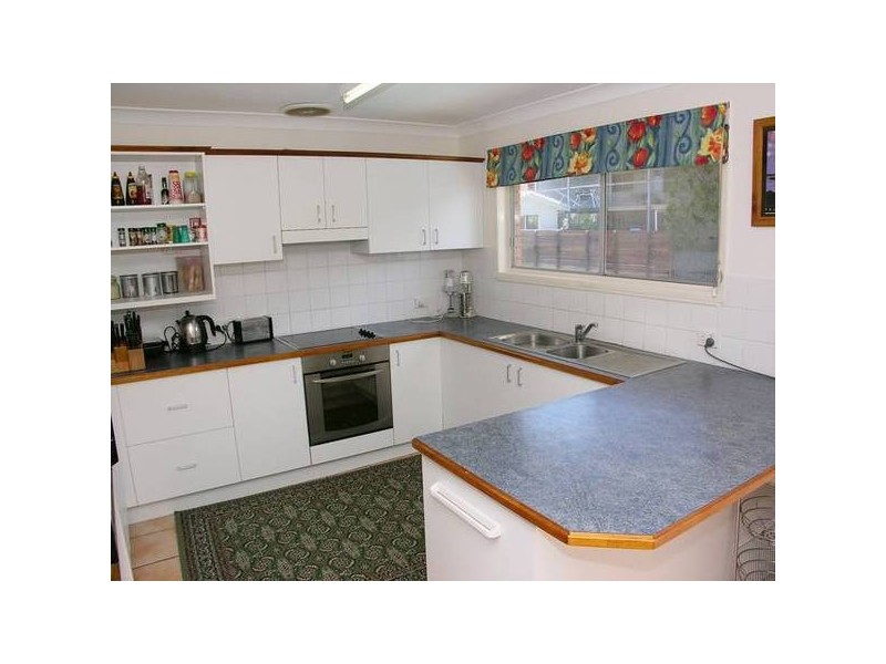 20 Ikara Street, BATTERY HILL, Caloundra QLD 4551