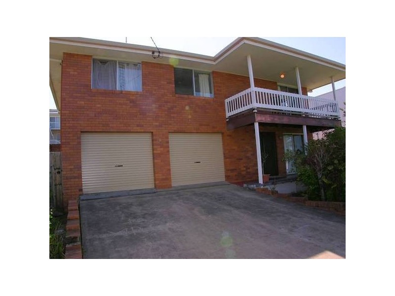 20 Ikara Street, BATTERY HILL, Caloundra QLD 4551