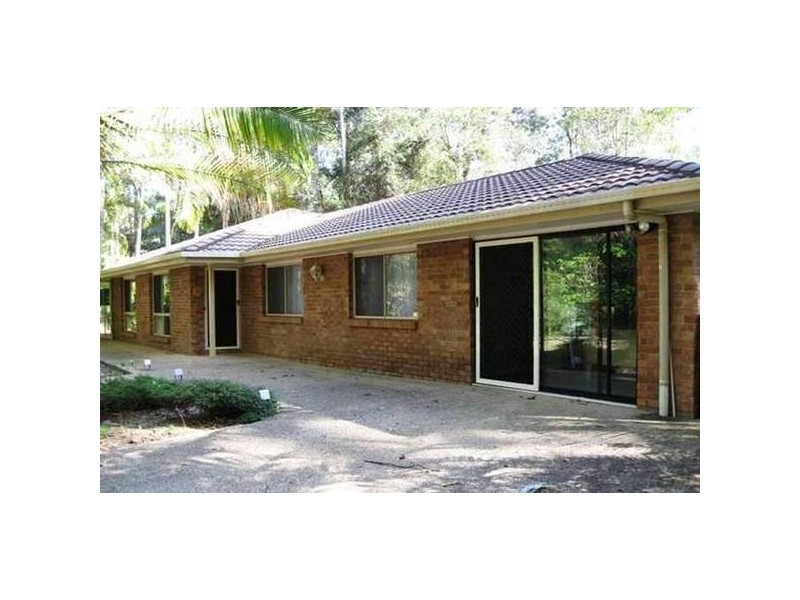 52 De Zen Road, Palmview QLD 4553