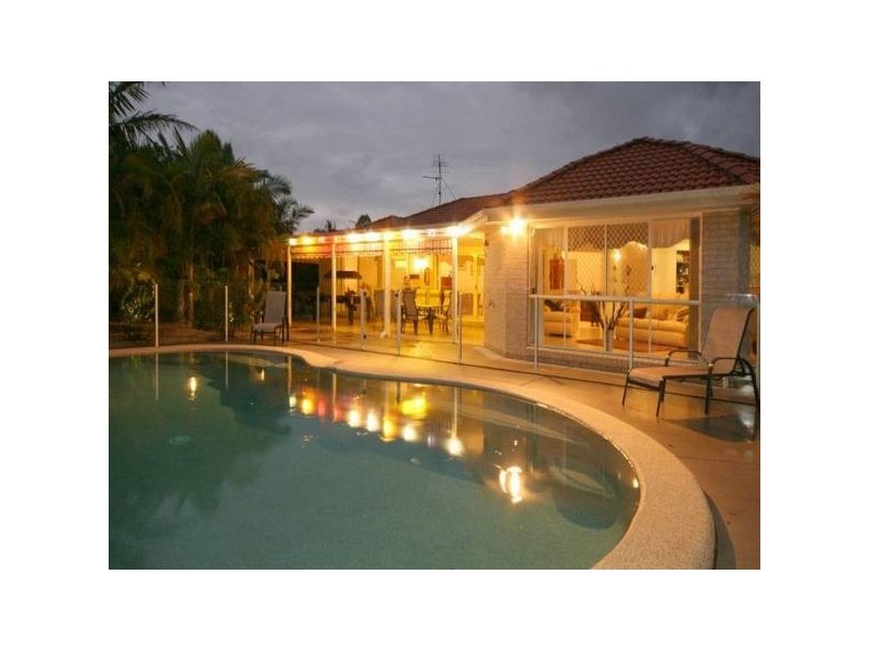 2 Eucalyptus Place, Little Mountain QLD 4551