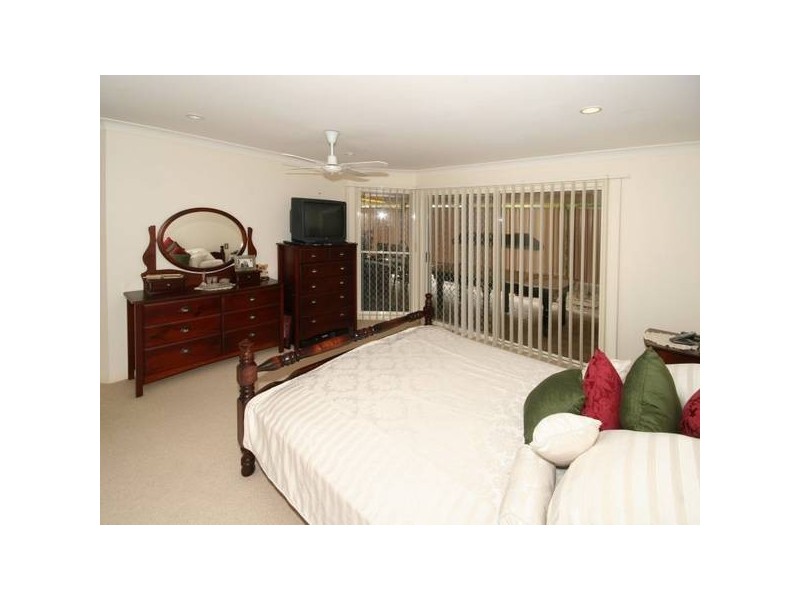 2 Eucalyptus Place, Little Mountain QLD 4551