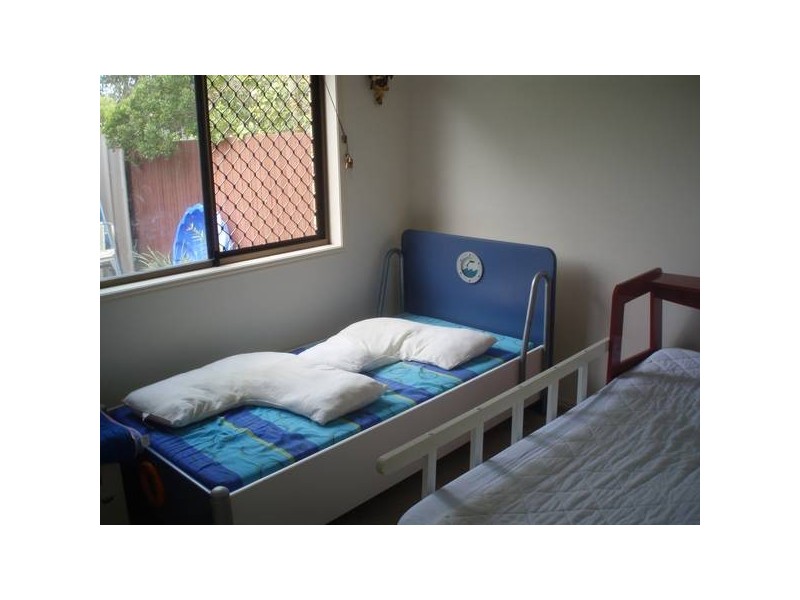 31 Lakeshore Place, Little Mountain QLD 4551