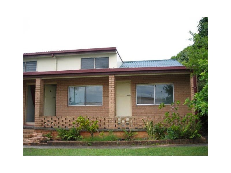 2/55 Arthur Street, Caloundra QLD 4551
