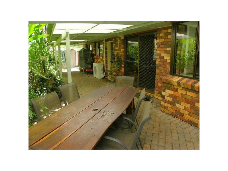 24 Clinton Court, Glenview QLD 4553