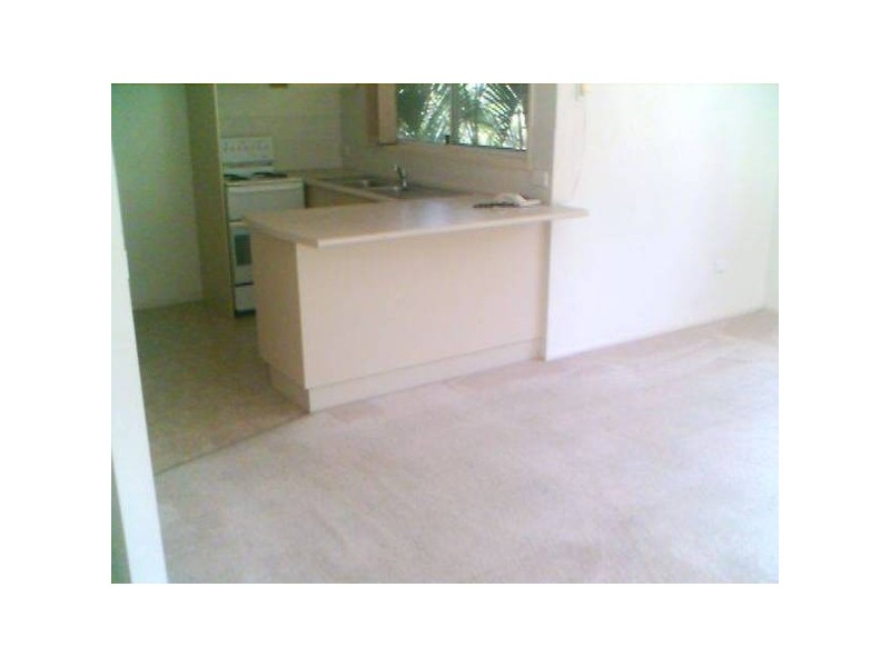 2/8 Regent Street, Caloundra QLD 4551