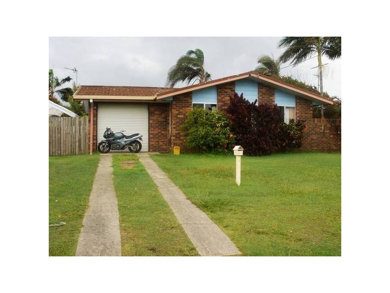 21 Minkara Street, Warana QLD 4575
