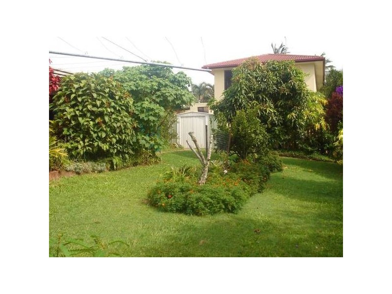 27 Hodgens Street, Caloundra QLD 4551