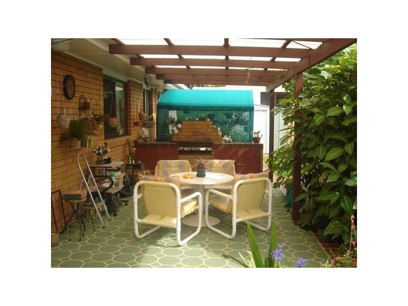 27 Hodgens Street, Caloundra QLD 4551