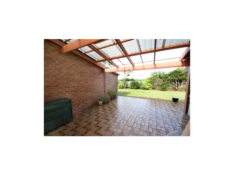 6 Ambako Place, Golden Beach QLD 4551