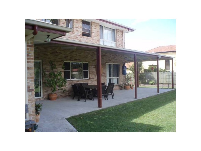 22 Bluegrass Street, Little Mountain QLD 4551