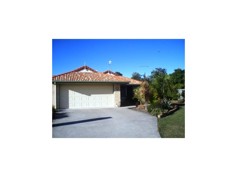 2/18 Traill Crescent, Currimundi QLD 4551
